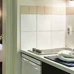 馨乐庭巴黎共和酒店 公寓式酒店 3*