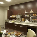 公寓式酒店 馨乐庭巴黎共和酒店 3*