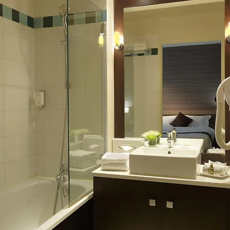 Citadines Republique Апарт-отель Париж