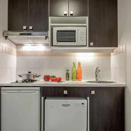Citadines Republique מלון דירות פריז