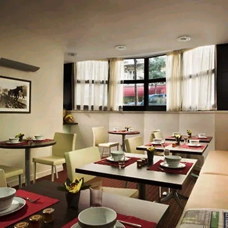 Citadines Republique פריז
