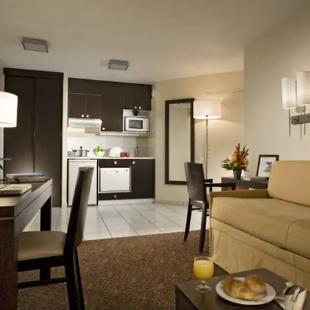 Apartmanhotel Citadines Republique 3*