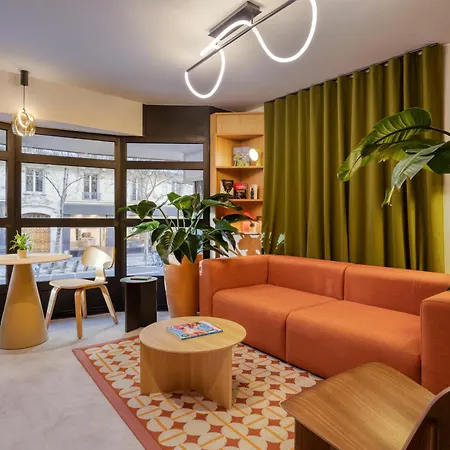 Citadines République 3* Parigi