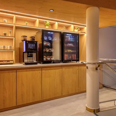 Citadines Republique Apart-hotel Paris