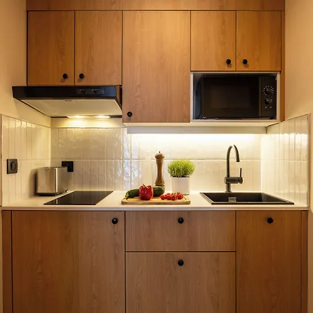 Aparthotel Citadines Republique 4*