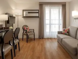 Citadines Republique 3* Parijs
