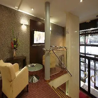 Citadines Republique 3* Párizs