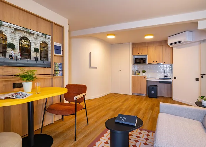 Aparthotel Citadines République