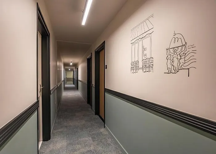 Citadines Republique 3*