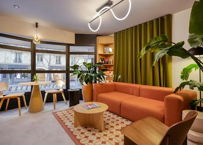 Citadines Republique Aparthotel 3*